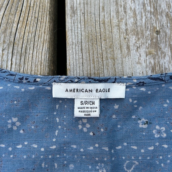 American Eagle⎪Paisley Blue Linen Blend Tie-Front Top - Picture 8 of 8